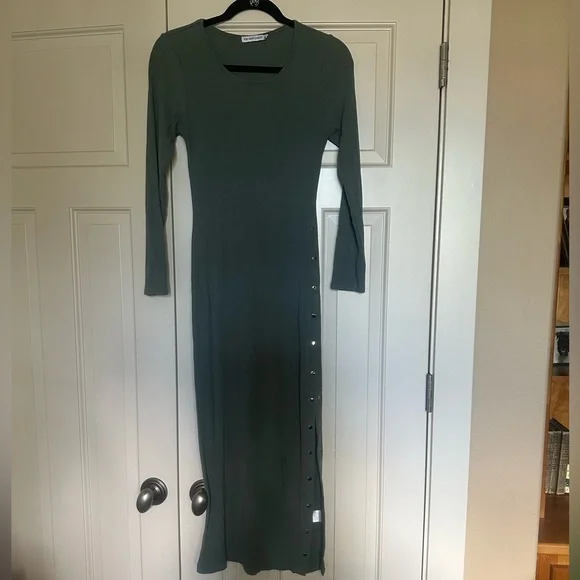 Toby Ginger Heart Revolve Green Midi Dress S Toby Ginger Heart Revolve Green Midi Dress S